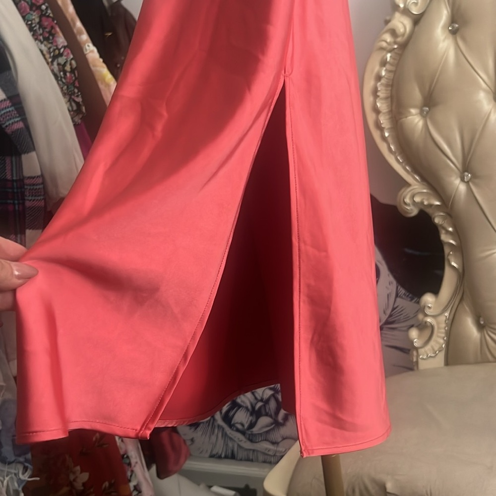 Coral Satin Maxi Skirt Large - Picture 3 of 5